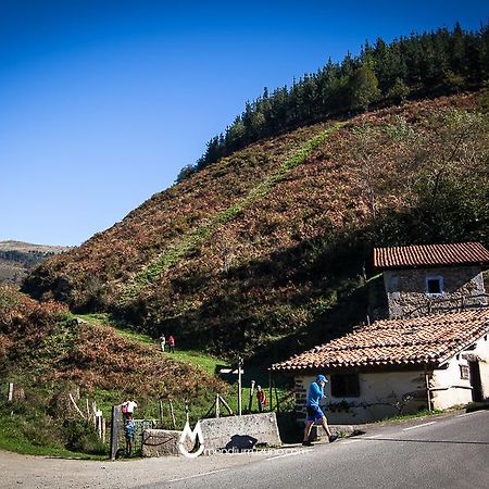 Casa Rural Eleizondo Haundia Itziar Exteriör bild